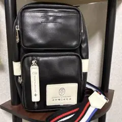 カステルバジャック ボディバッグ