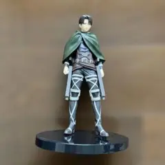 進撃の巨人　リヴァイ　フィギュア　アニメ多少傷あり　台座有　箱無し　プライズ品