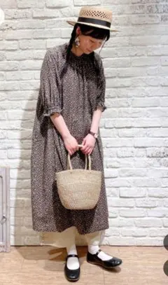 【最終値下げ】サマンサモスモス　小花柄ワンピース　ブラック