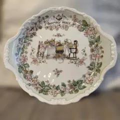 ロイヤルドルトン ブランブリーヘッジ OLD OAK PALACE ロイヤルドルトン ブランブリーヘッジ OLD OAK PALACE 飾り皿 - メルカリ