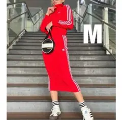 新品未使用　adidas アディダス　ニットスカート　ロングタイトスカート赤Mのサムネイル