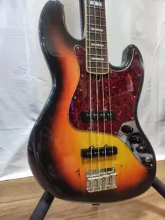 プレシジョンベース マルチレイヤーカラー ラッカーフィニッシュ