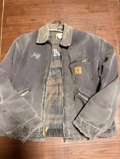 カーハート　デトロイトジャケット　刺繍　usa 企業 Carhartt