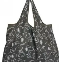 大容量　エコバッグ 軽量　　キャラクター　スヌーピー　新品