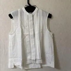 新品タグ付ユニクロホワイト タック入りノースリーブ シャツS