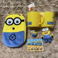 【ミニオン】★ ポーチ ★ コップ ★ フィギュア ★キーホルダー