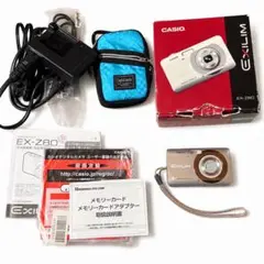 SANYO Xacti DMX-CG9とOLYMPUS FE-220D SANYO Xacti DMX-CG9とOLYMPUS FE-220D - メルカリ