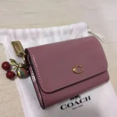 完売品】COACH エッセンシャル ビルフォールド ウォレット チャーム