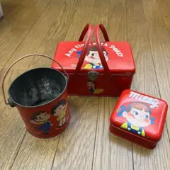 昭和レトロ】 不二家 ペコちゃん 3段缶&スツール缶 - メルカリ