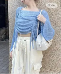 ライトブルー ギャザー長袖トップスのサムネイル