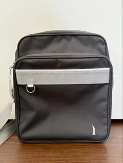 イーストボーイ ショルダーバッグ チャコールグレー×ホワイト女神 スクバ グレー