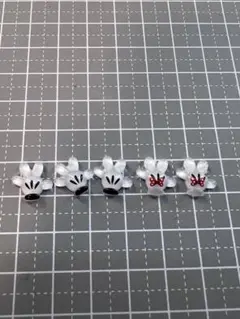 ネイルパーツ ミッキーの手
