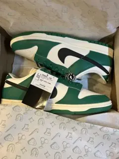 【新品箱付き】28㎝／ナイキNike DUNK LOW SE LOTTERY