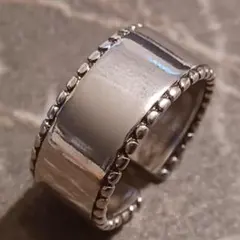 Item thumbnail for item 3578e9ea-c58e-4f82-8c86-52c21e3cd8a8