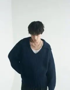 EFILEVOL MUKAI TAICHIネイビー Vネックニットセーター
