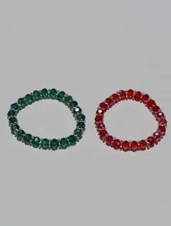 クリスマスカラー！緑と赤のビーズブレスレット2個セット