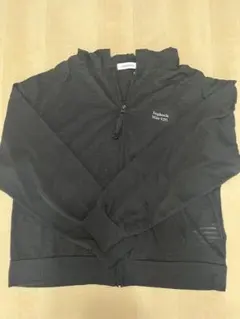 ラブトキシック　フード付き薄手パーカー　ブラック