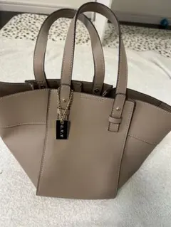 Item thumbnail for item 464b7d85-ef67-446f-8b42-50613c981444