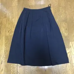 NATURAL BEAUTY BASIC フレアスカート ネイビー Mのサムネイル