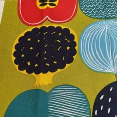 【廃盤】マリメッコ コンポッティ 緑 生地 はぎれ ハンドメイド フィンランド