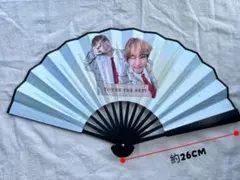 BTS バンタン　テテ　V テヒョン　絹 扇子①