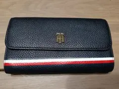 TOMMY HILFIGER 二つ折り財布 ネイビーのサムネイル