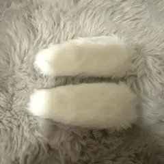 ファーヘアピン　ホワイト　2つセット