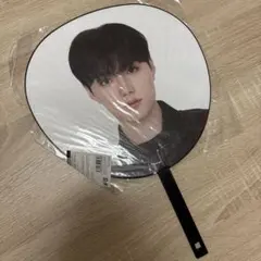 2025年最新】ドヨン treasure うちわの人気アイテム - メルカリ