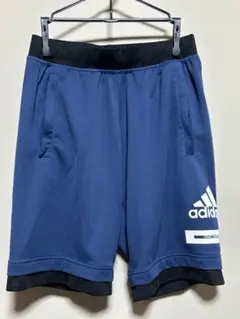 adidas ネイビー ハーフパンツ　150cm