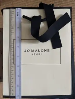 JO MALONE ショップ袋 黒と白 約25cm x 20cm