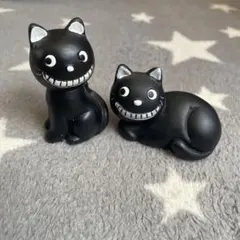 黒猫の置き物2体セット