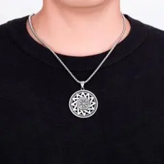 ♥️新商品♥️ネックレス　メンズ　シルバー　男女兼用　丸　北欧　コンパス　韓国