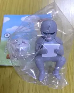 座るちいかわ フィギュア 鎧さん