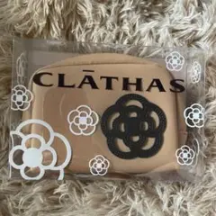 CLĀTHAS クレイサス スクエアポーチ 104016Z3B