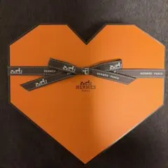 HERMES ハート型 ギフトボックス - メルカリ