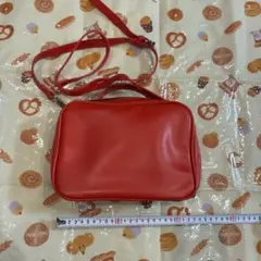 赤 ショルダー バッグのサムネイル