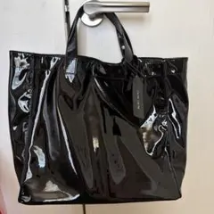 カシュカシュ cache cache ソフトエナメルスクエアトートのサムネイル