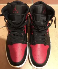 Nike Air Jordan 1 MID BRED エアジョーダン