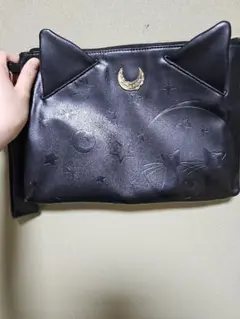 セーラームーンコラボのクラッチバック