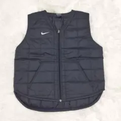 希少 Nike キルティングベスト ブラック 大きめのSサイズ