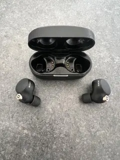 SONY WF-1000XM4 ワイヤレスイヤホン ブラック 充電ケース付き