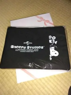スヌーピー　タブレットケース