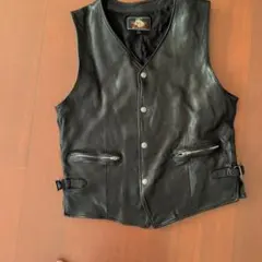 レザー ノースリーブベスト 黒