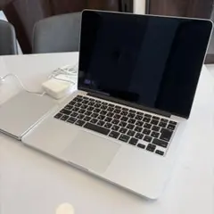 MacBook Pro 2013年 Retina 13 inchのサムネイル