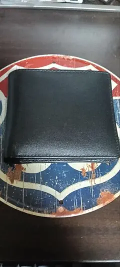 MURA 黒レザー二つ折り財布