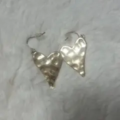 ピアス　ハート