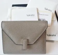 グレー 折り財布