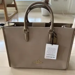 COACH ベージュ マギートートバッグ