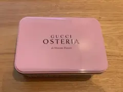 GUCCI OSTERIA TOKYOの焼き菓子の空箱のサムネイル