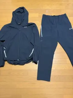 Oakley ブラック フルジップ ジャージ　上下セットアップ